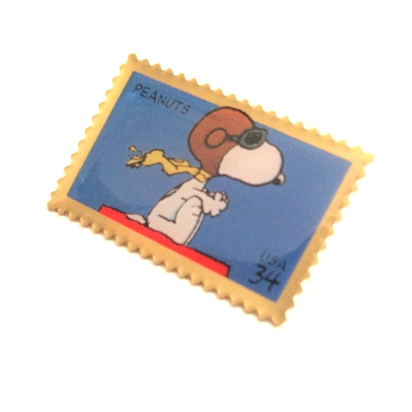 SNOOPY FLYING ACE (Red Baron) POSTAGE STAMP PIN - BRAND NEW! - Picture 3 of 4